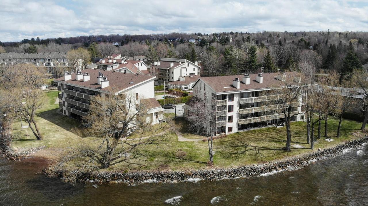 Location Tourisme Estrie - Oberge Du Village Magog Екстериор снимка