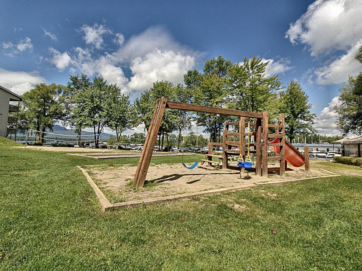 Location Tourisme Estrie - Oberge Du Village Magog Екстериор снимка