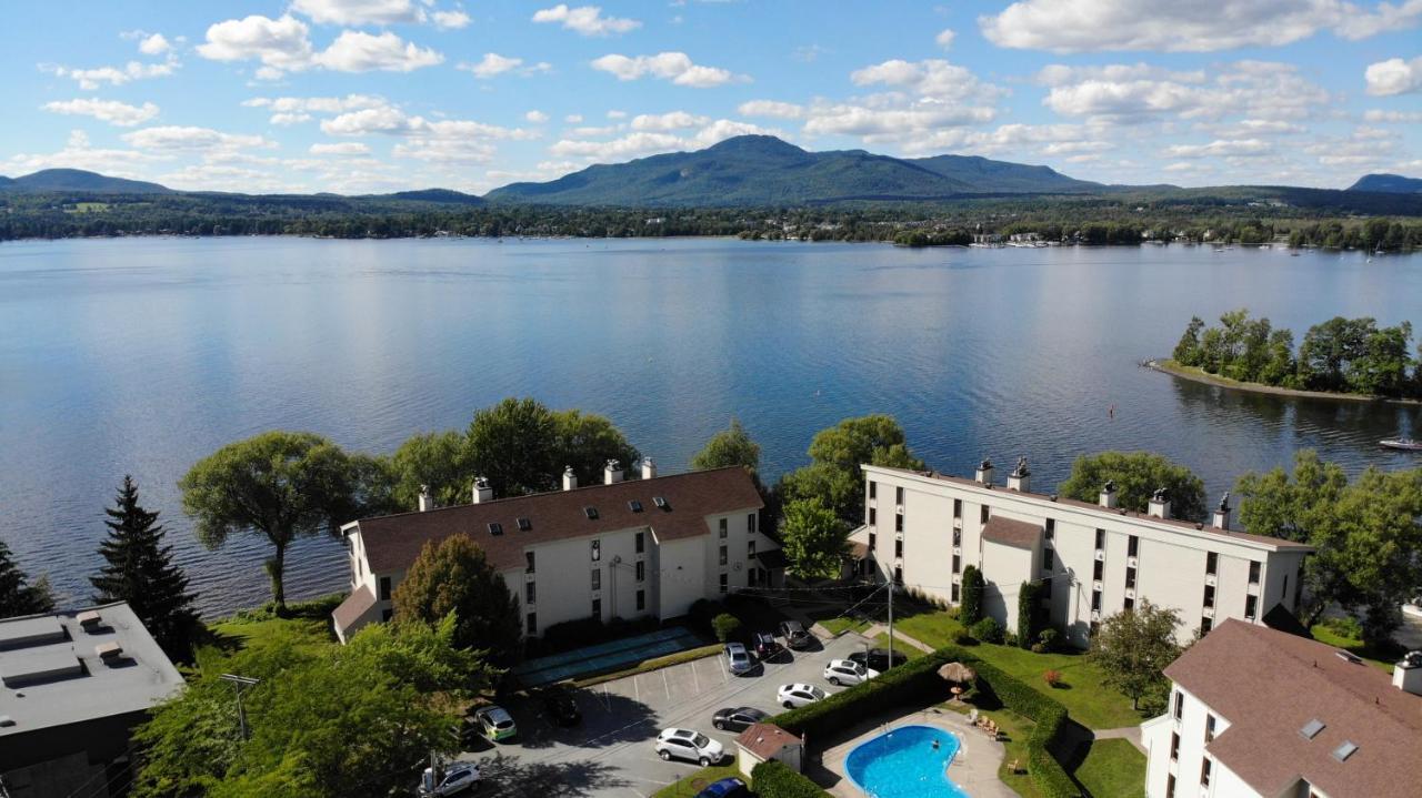 Location Tourisme Estrie - Oberge Du Village Magog Екстериор снимка