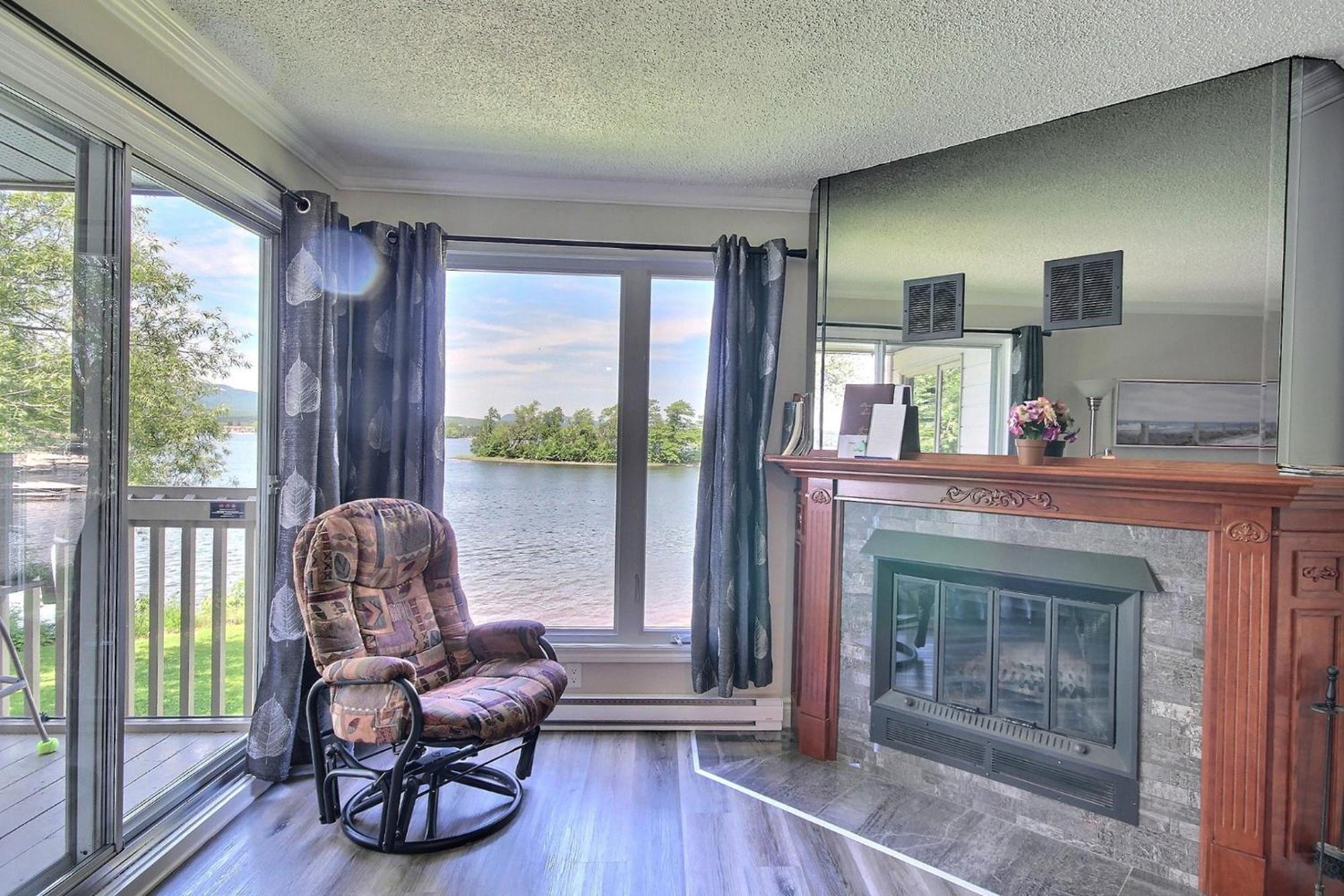 Location Tourisme Estrie - Oberge Du Village Magog Екстериор снимка